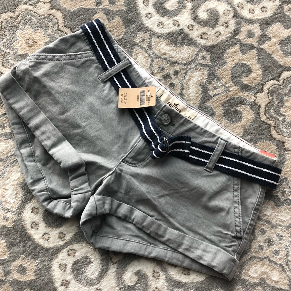 Holister shorts with belt